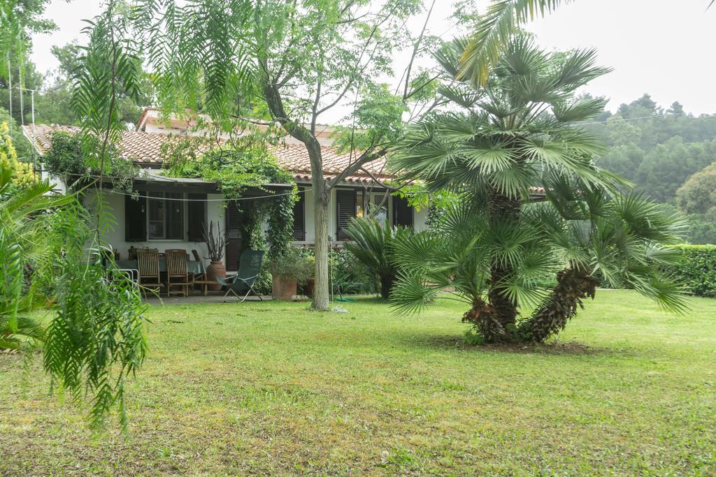 Villa Monserrato - Goelba ポルト・アッズッロ エクステリア 写真